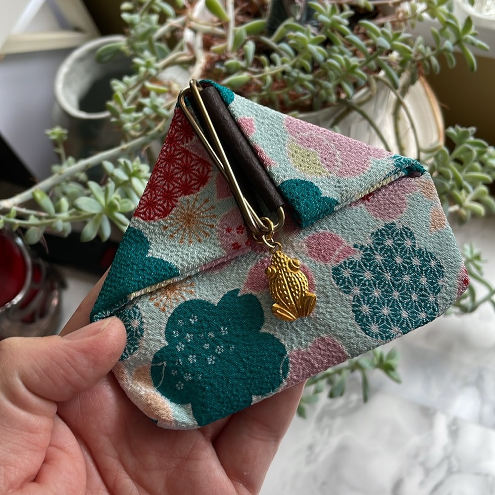 Chirimen Kimono triangle coin purse wallet from Japan